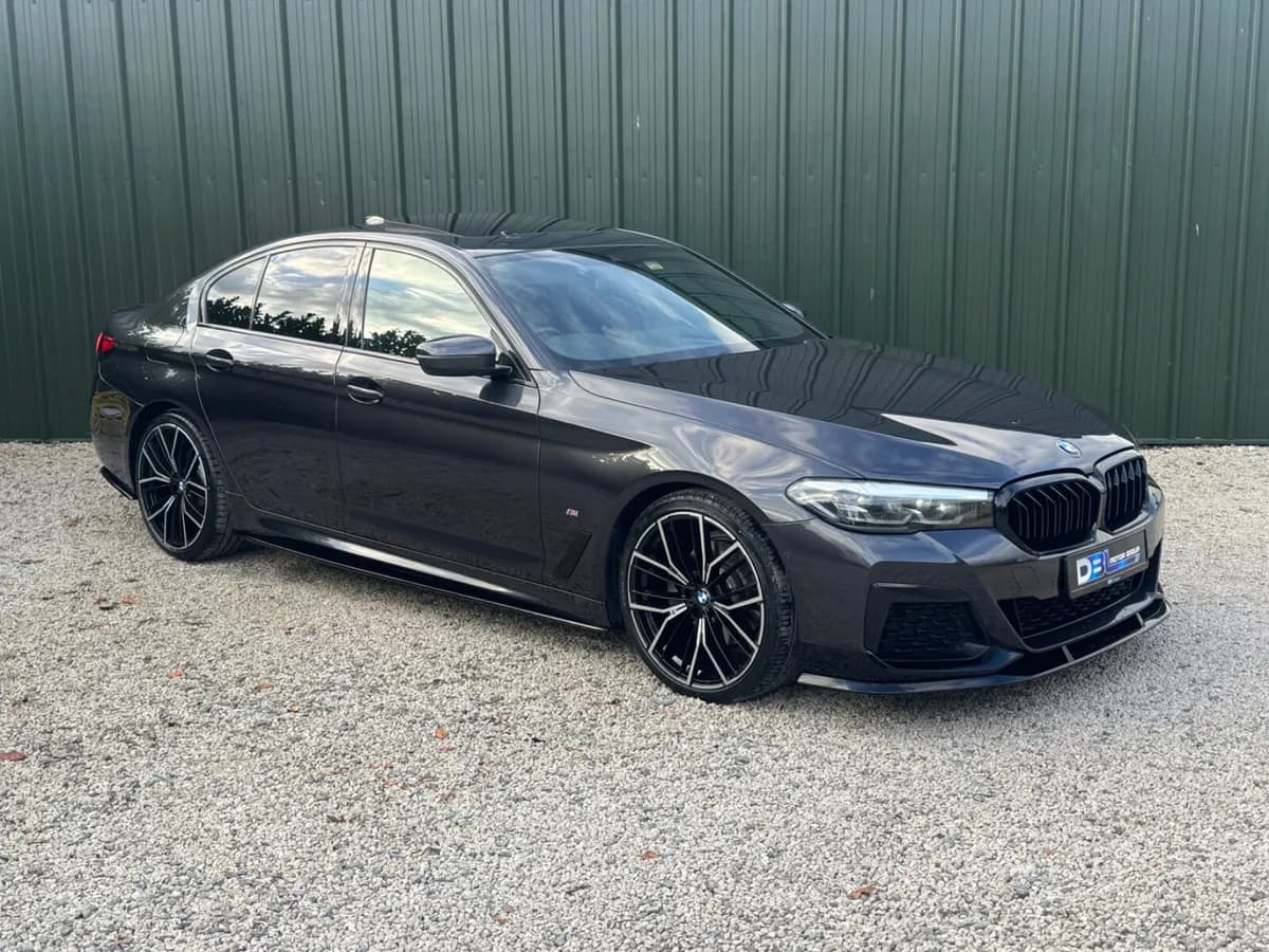 2021 BMW 5 Series, view 2